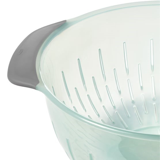 OXO Good Grips Wave Colander 4.7Liter - Image 3